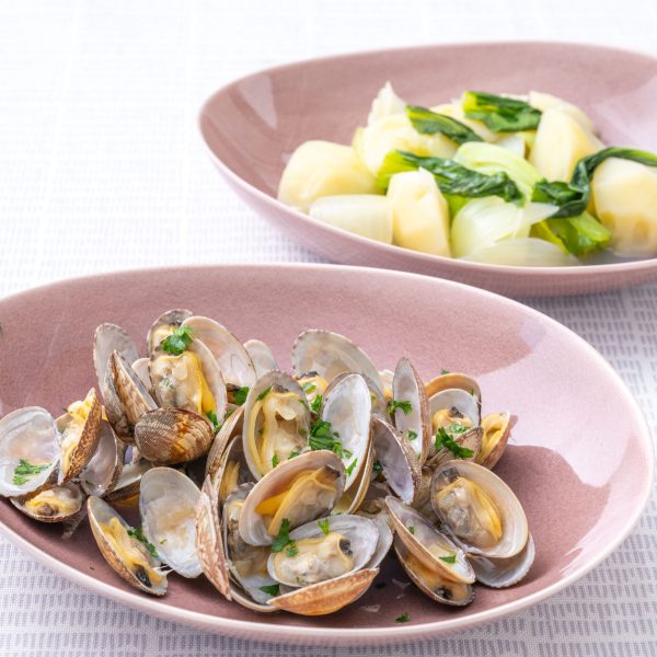 【時短簡単！一つの鍋で2品を調理 】あさりバターと野菜のあさり出汁煮