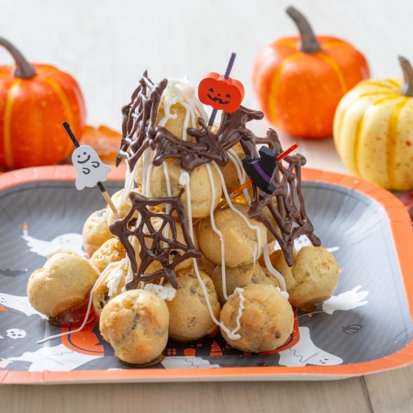チョコシューで作るハロウィンタワー